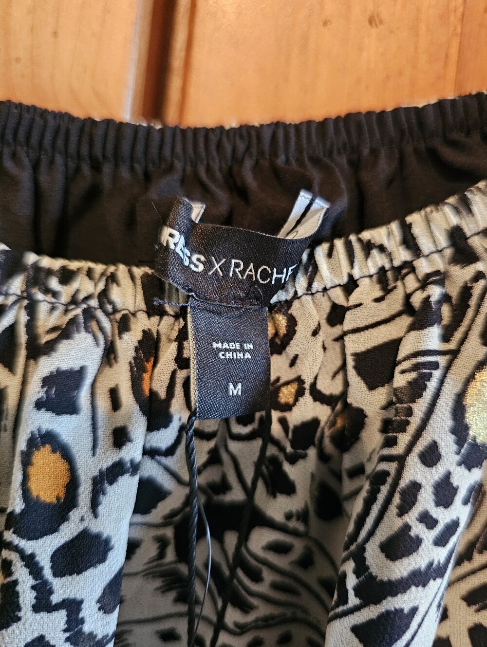 Express X Rachel Zoe NWT Print Top Cropped Sz Med - Picture 5 of 12